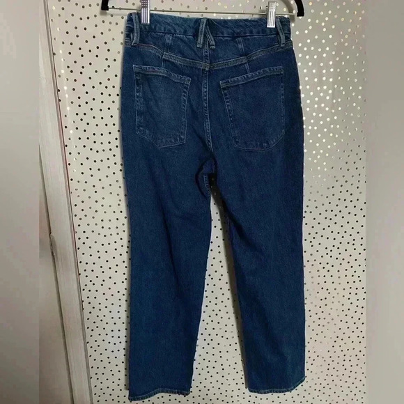 Good American Jeans - Picture 6 of 8